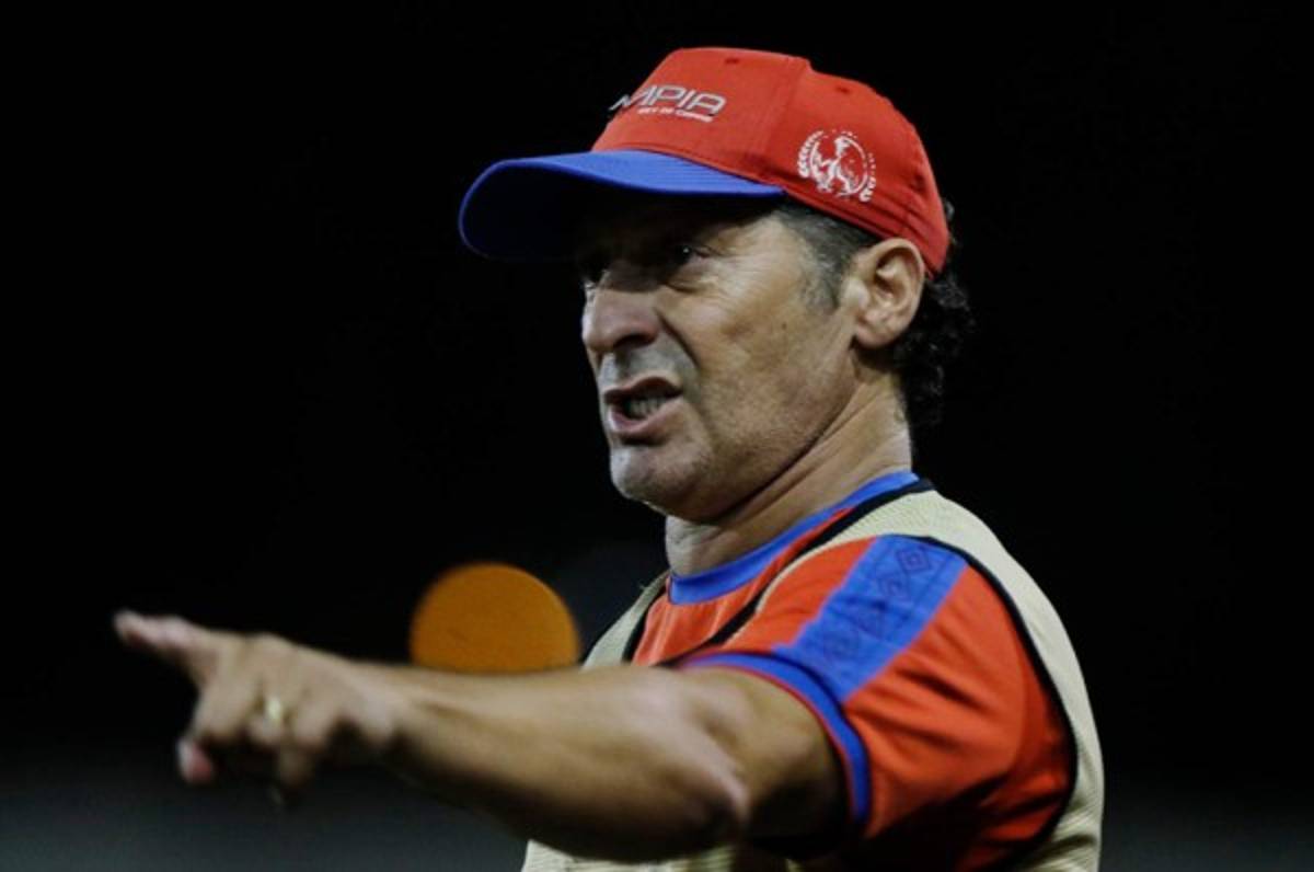 Troglio cuenta cómo motivó al plantel para vencer a Motagua 'Les dije que son partidos de gloria'