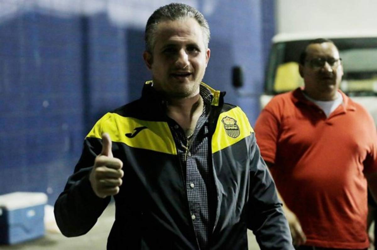 El contudente mensaje de Elías Burbara sobre el arbitraje ante Marathón