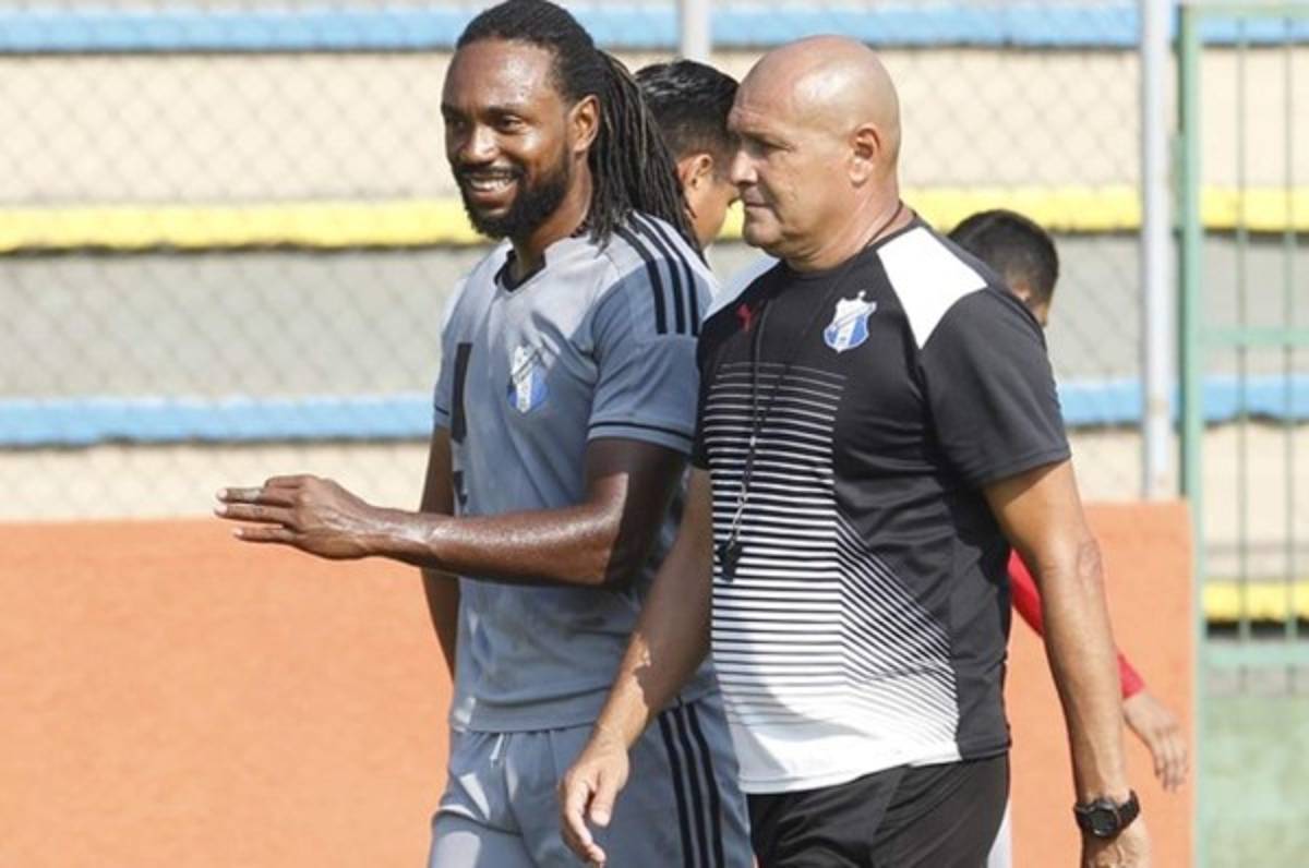 El fichaje de Roy Smith por el Alajuelense está en un 90 ciento