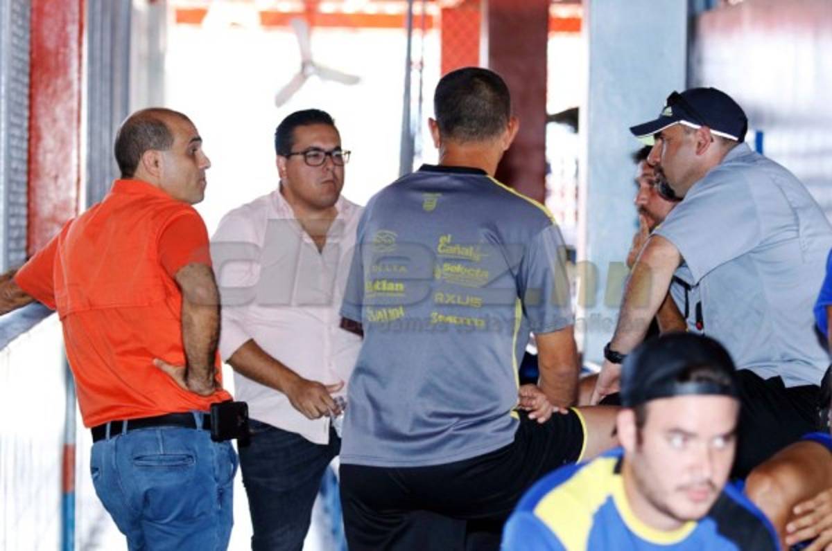 Abufele: 'Es ridículo pensar que dormimos bien si hemos perdido tres partidos'