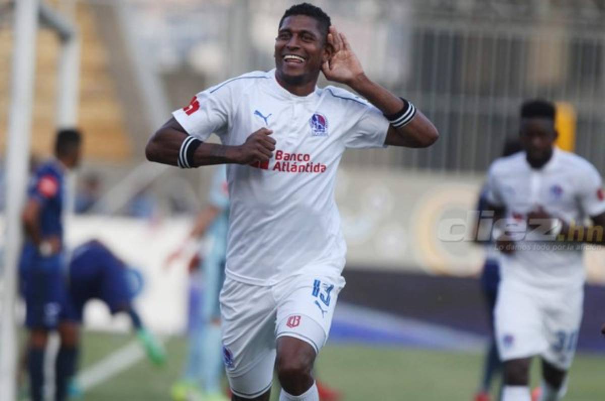 Costly: 'He hablado con directivos del Platense y hay una posibilidad de regresar'