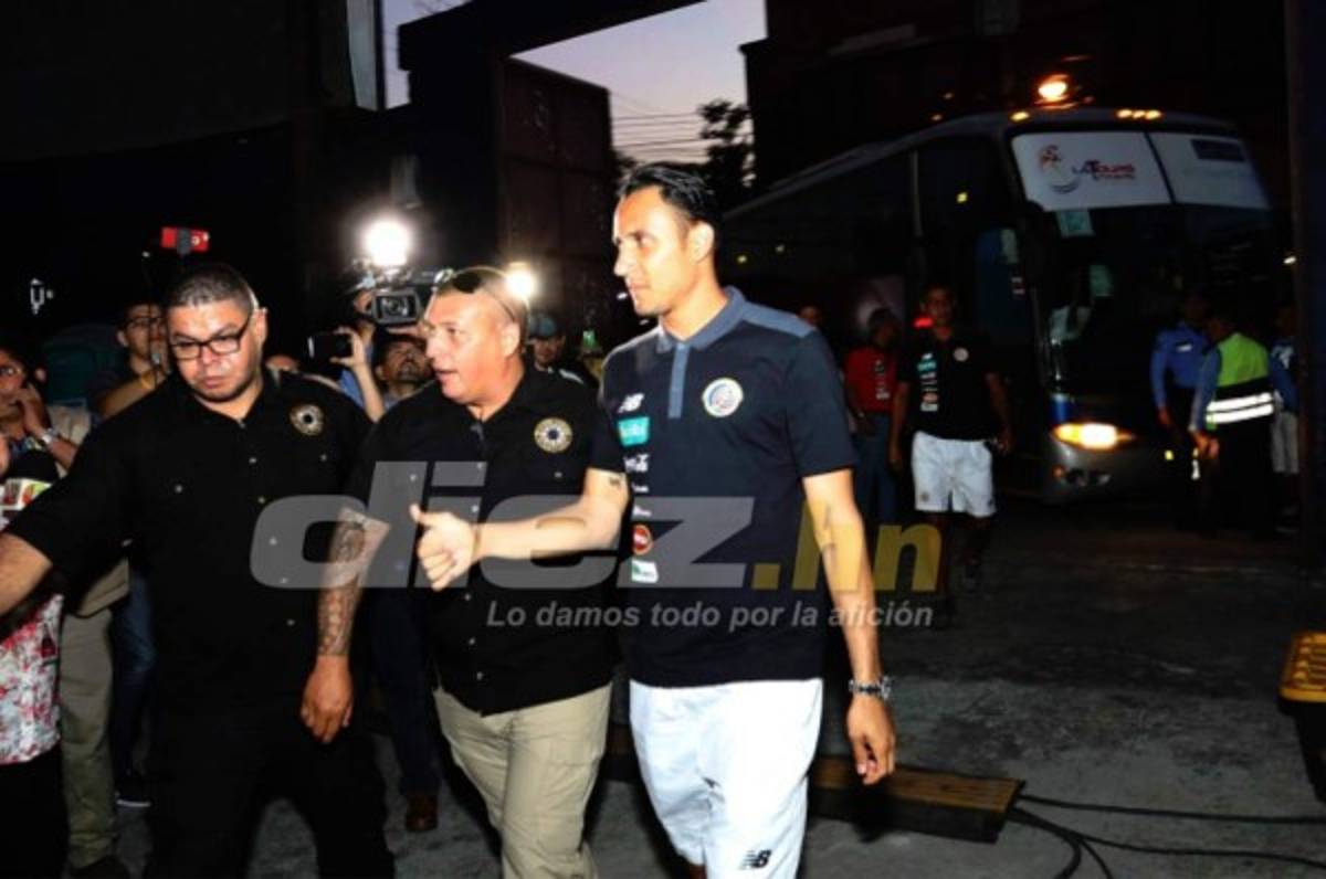 El portero Keylor Navas llegó al Morazán con seguridad privada