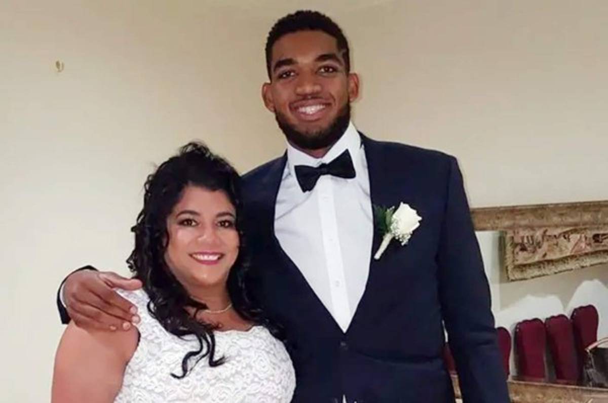 Karl-Anthony Towns, estrella de la NBA, revela que su madre está en coma por coronavirus