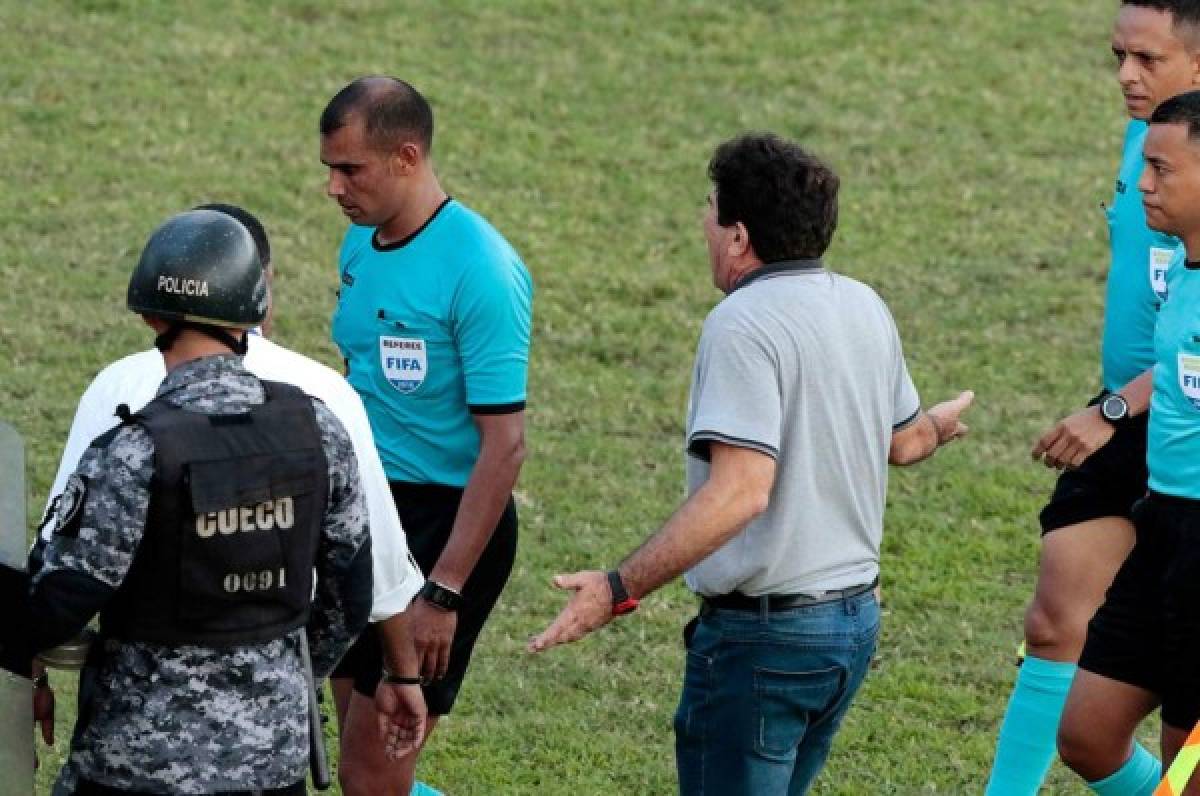 La petición de Héctor Vargas al árbitro Óscar Moncada previo a la Gran Final