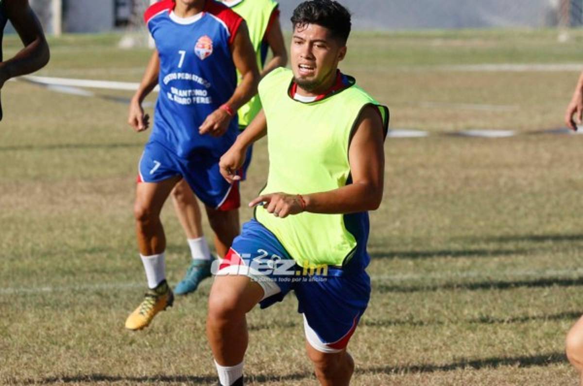 Fichajes: Henry Figueroa apunta al extranjero, Vida asusta y el anuncio de Real España sobre 'Buba' López