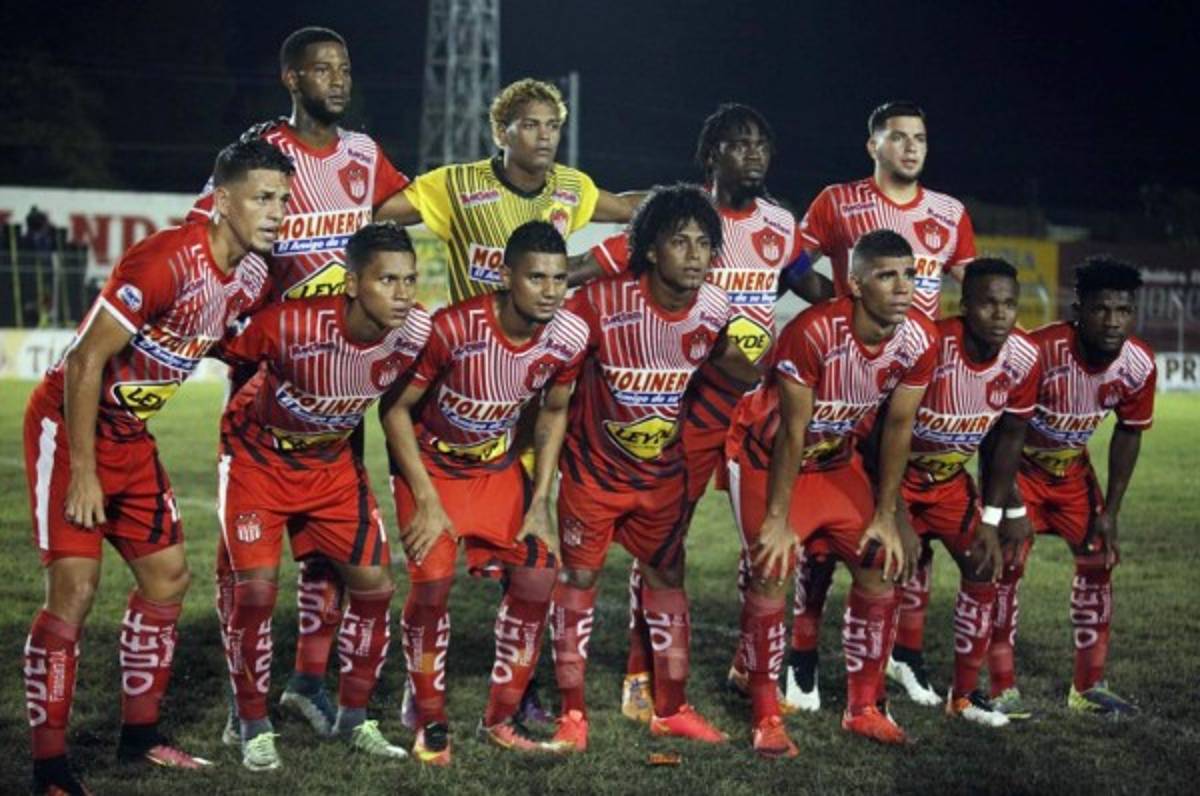 Vida mantiene amenaza de no presentarse ante Motagua por falta de pago