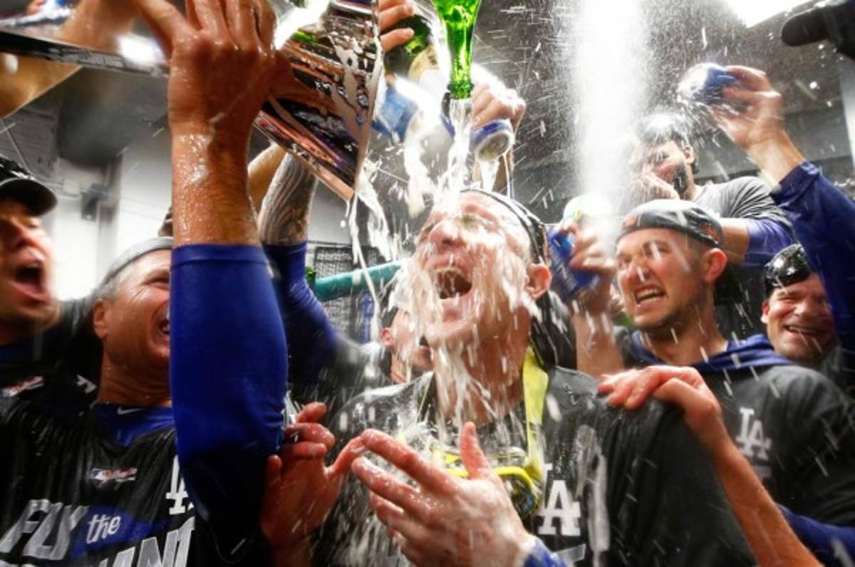 Los Dodgers eliminan al campeón Chicago y avanzan a la Serie Mundial de béisbol