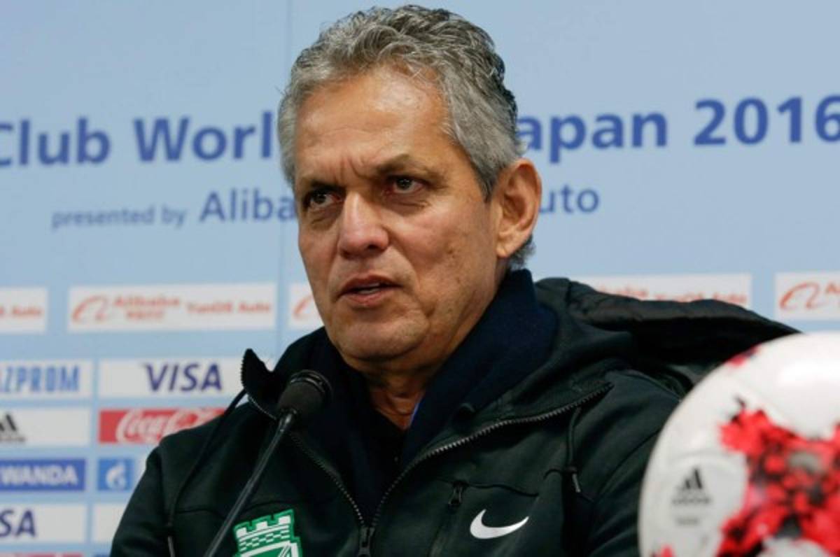 Reinaldo Rueda deja entrever su salida del Atlético Nacional