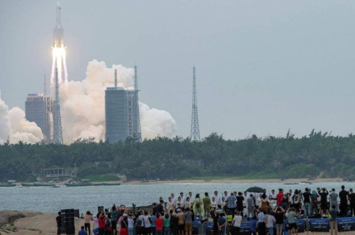 ¿En qué países caerá? Cohete chino fuera de control regresa a la Tierra este fin de semana