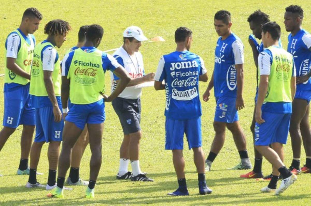 Las dos grandes dudas de Jorge Luis Pinto para el Honduras vs Panamá