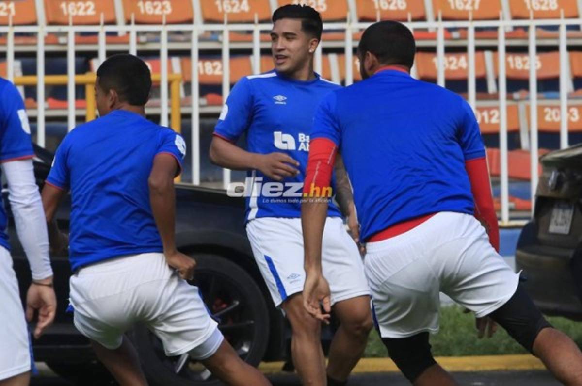 Michael Chirinos deja las vacaciones y se suma a los entrenos del Olimpia