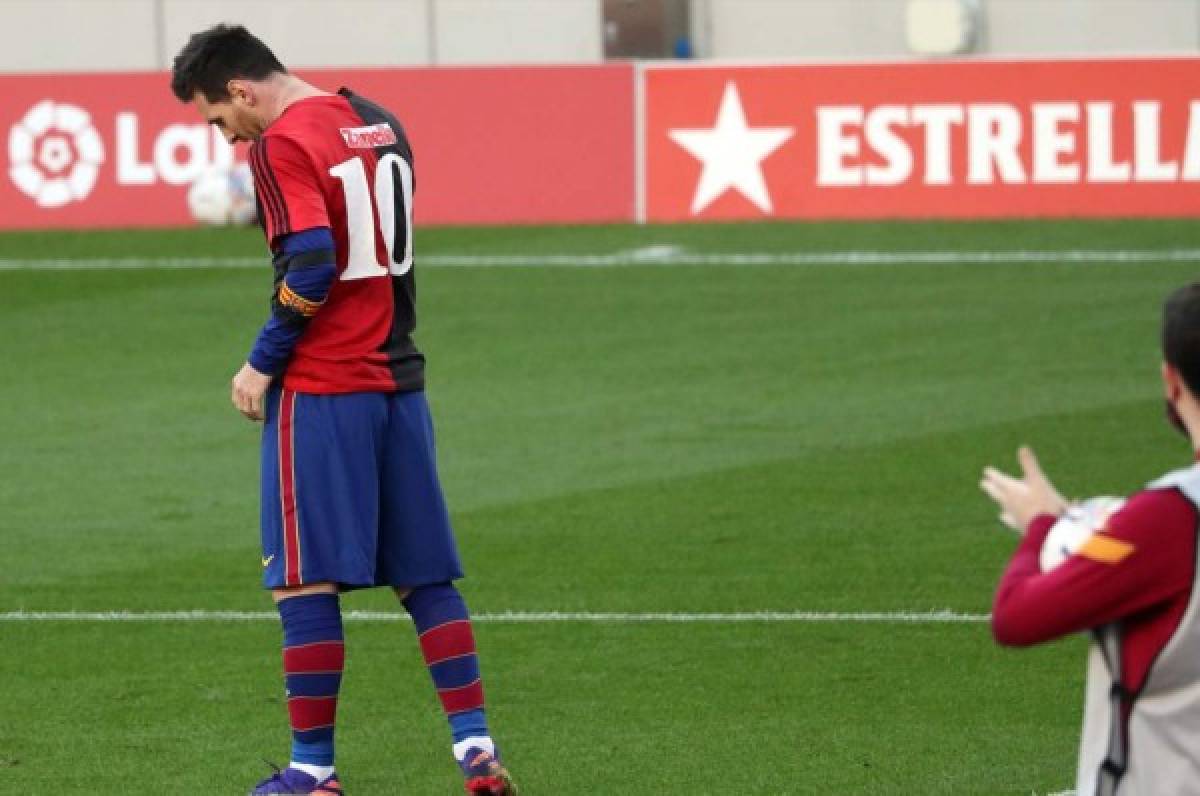 LaLiga de España multa a Leo Messi por enseñar la camiseta de Maradona