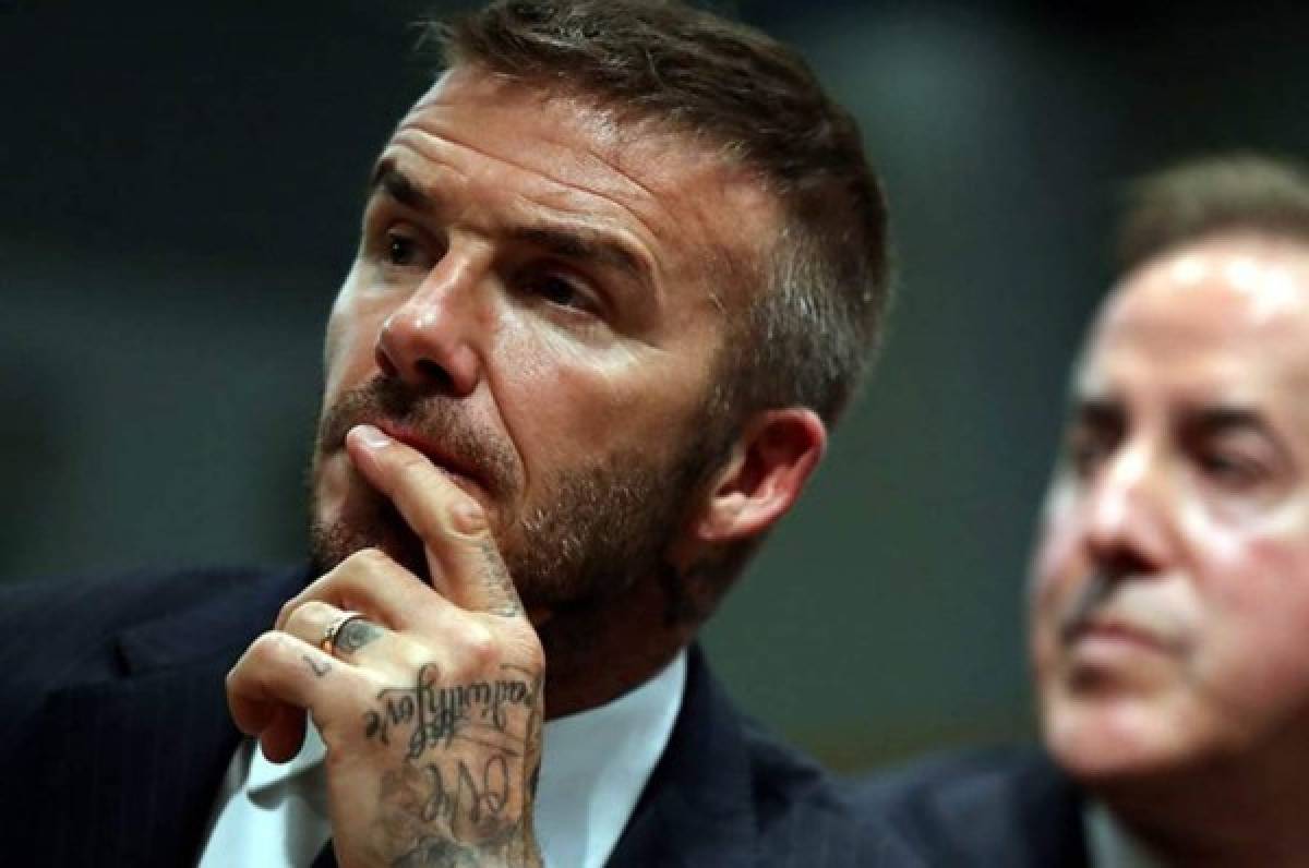 Acusado de exceso de velocidad, David Beckham evita juicio por un error