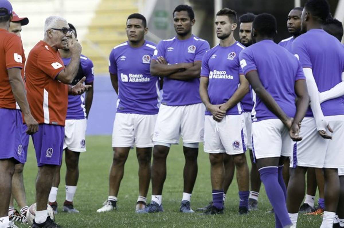 Keosseián: 'No soy como pinocho, veo a este grupo levantando la copa'