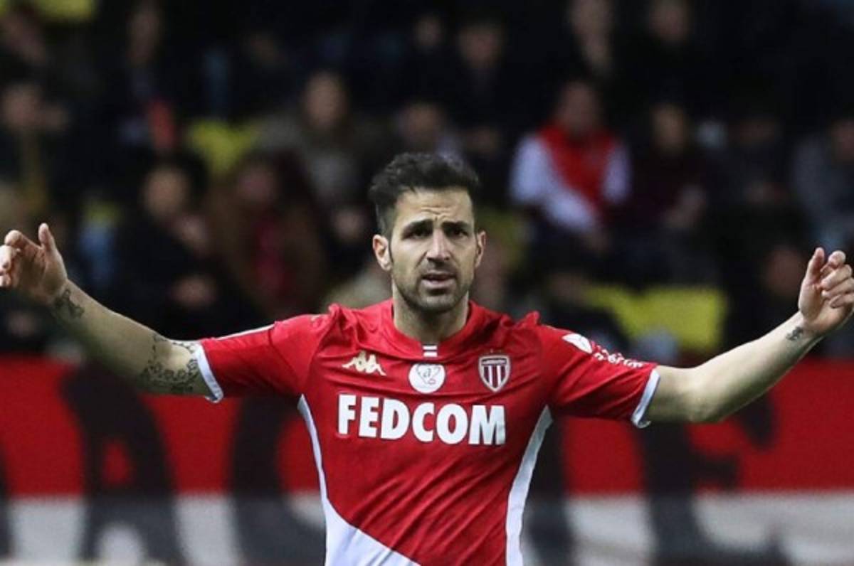 Fábregas renuncia a cuatro meses de sueldo para ayudar a los empleados del Mónaco