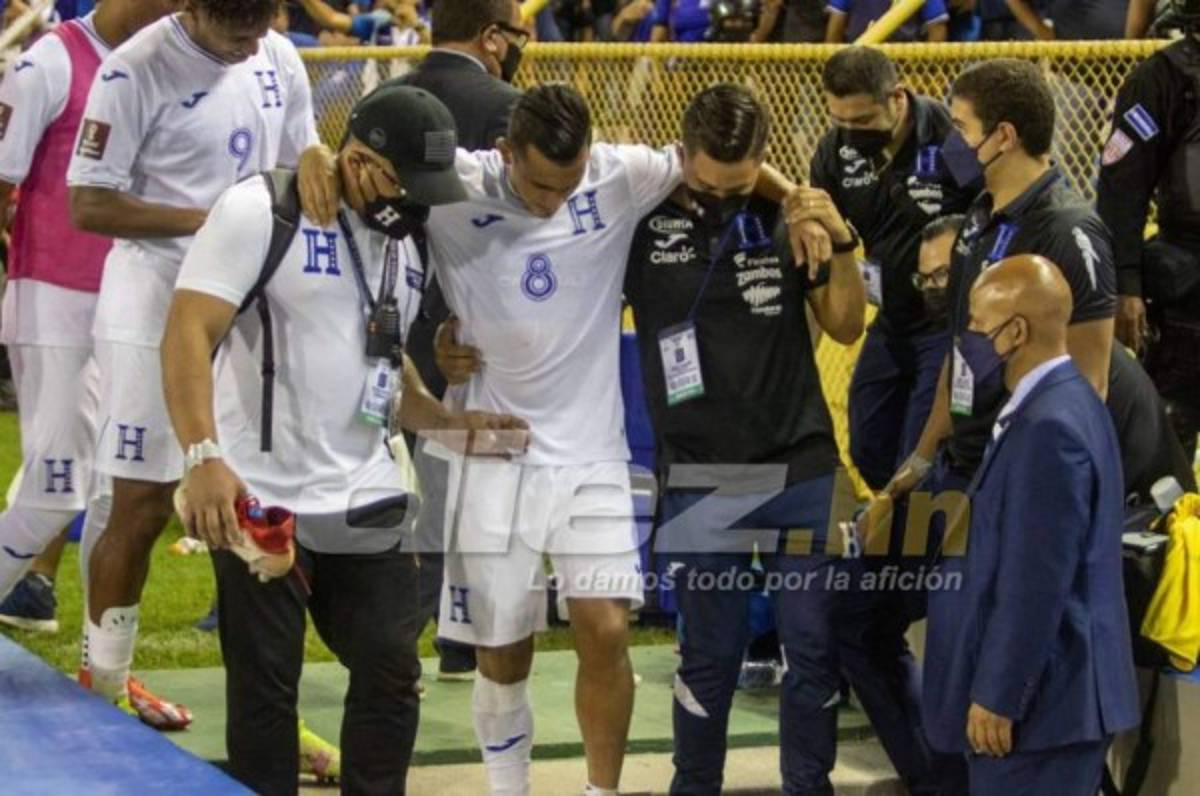 Radiografía practicada a Edwin Rodríguez no alerta lesión y llegará entre 'algodones' ante Estados Unidos