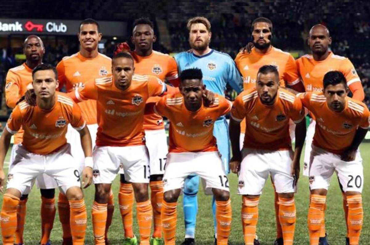 Houston Dynamo ya con sus hondureños recibe al Red Bulls en el BBVA Compass