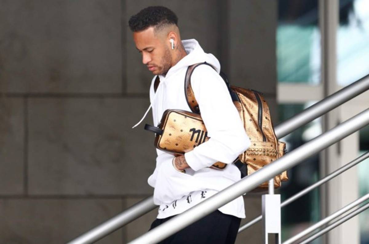 Adiós: Así abandonó Neymar la concentración de Brasil en Rusia