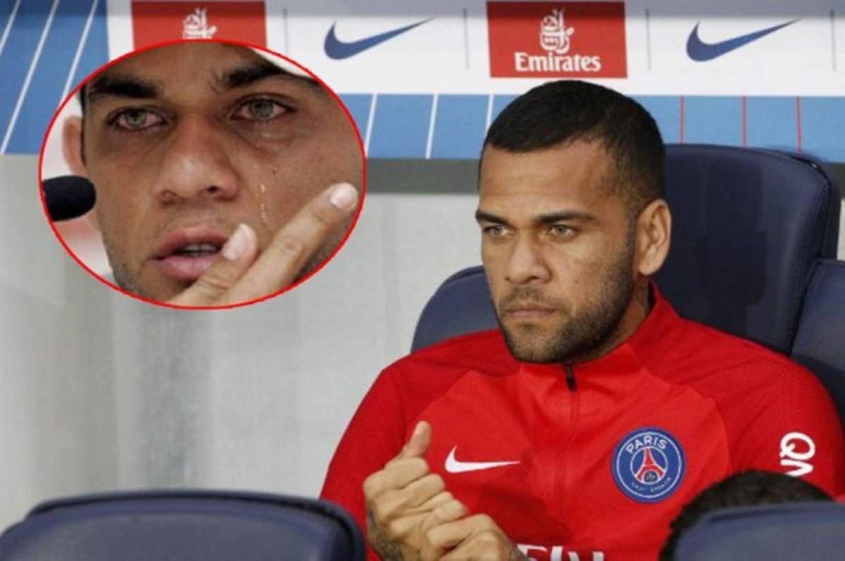 La triste carta de Alves tras quedar fuera de Rusia: 'Mi corazón sabía que todo había terminado'