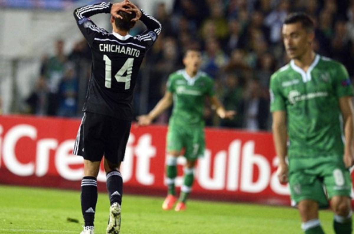 VIDEO: El terrible fallo de Chicharito ante el Ludogorets