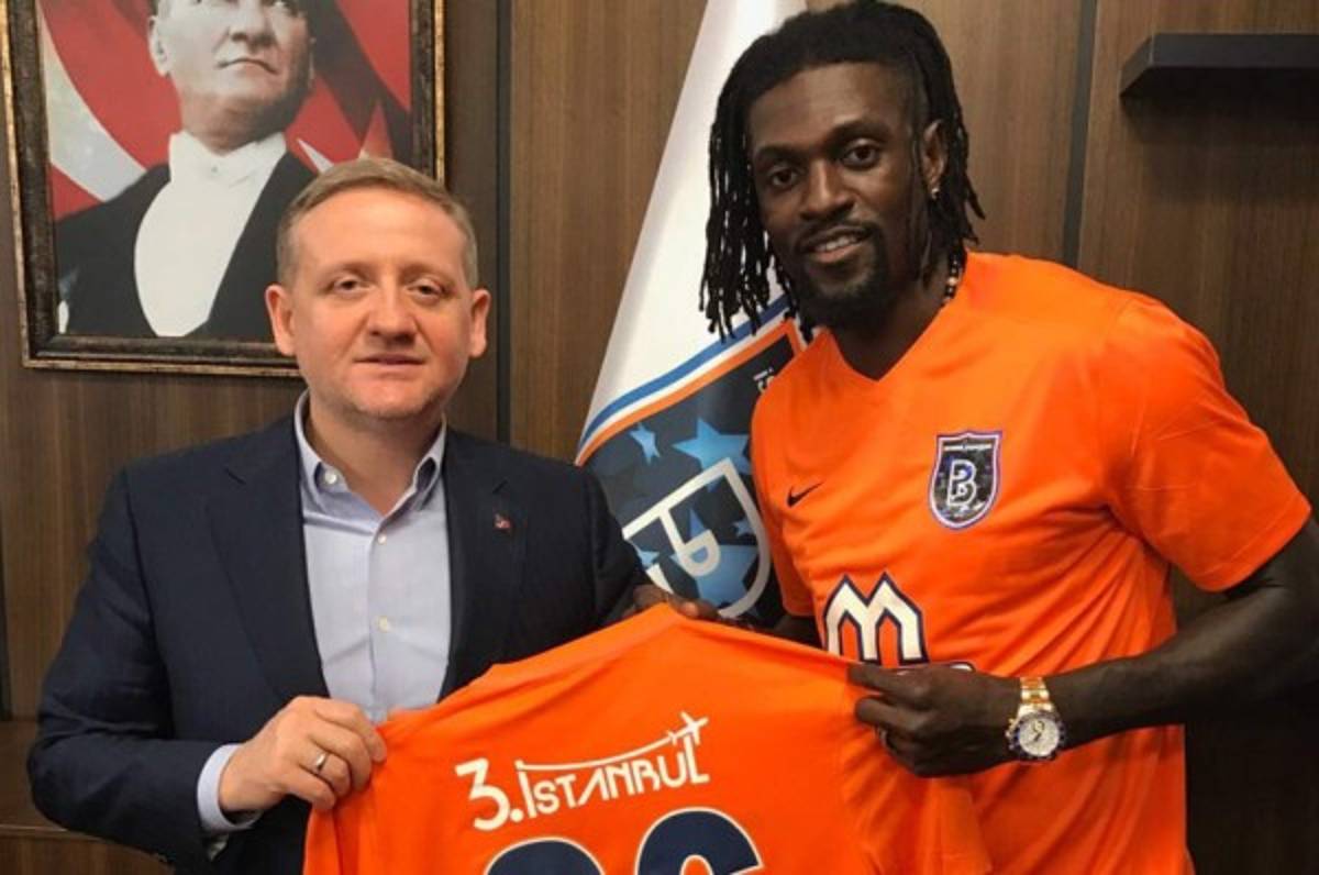 Emmanuel Adebayor ficha por el Basaksehir de Estambul