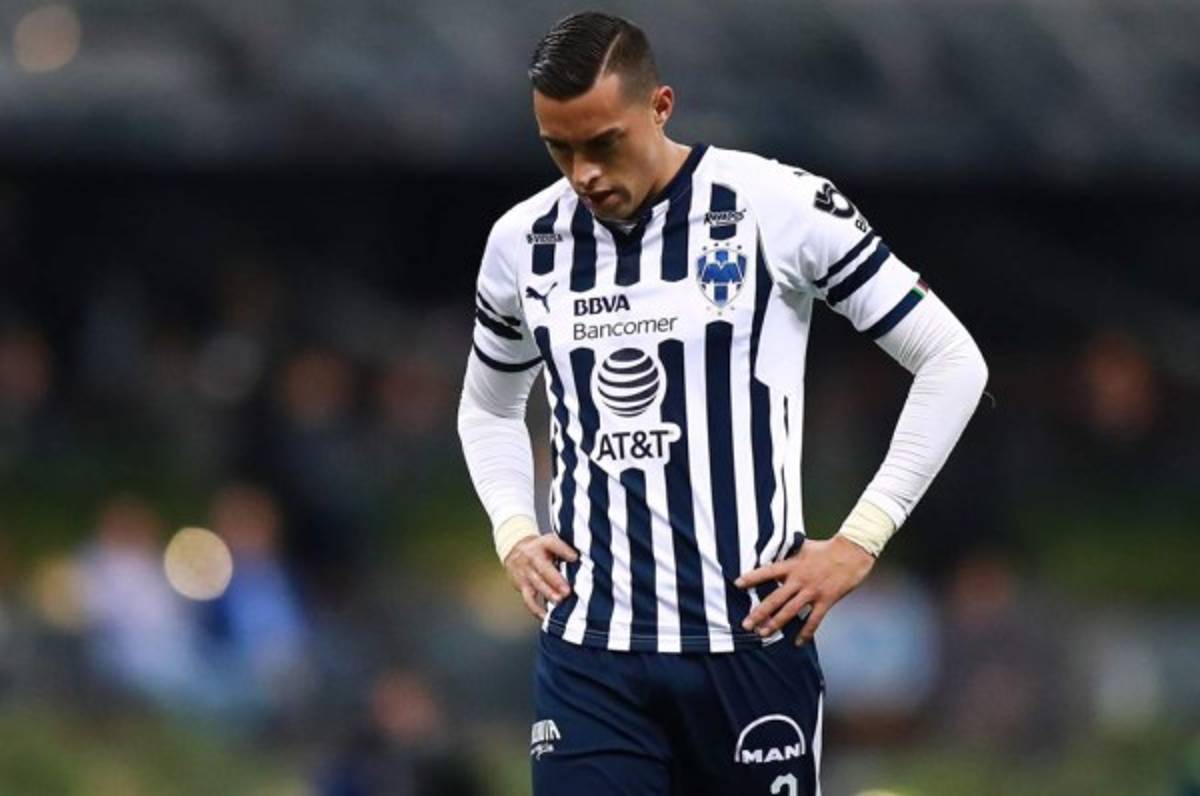 Rogelio Funes Mori, delantero de Rayados, confirma que tiene coronavirus y envía un mensaje