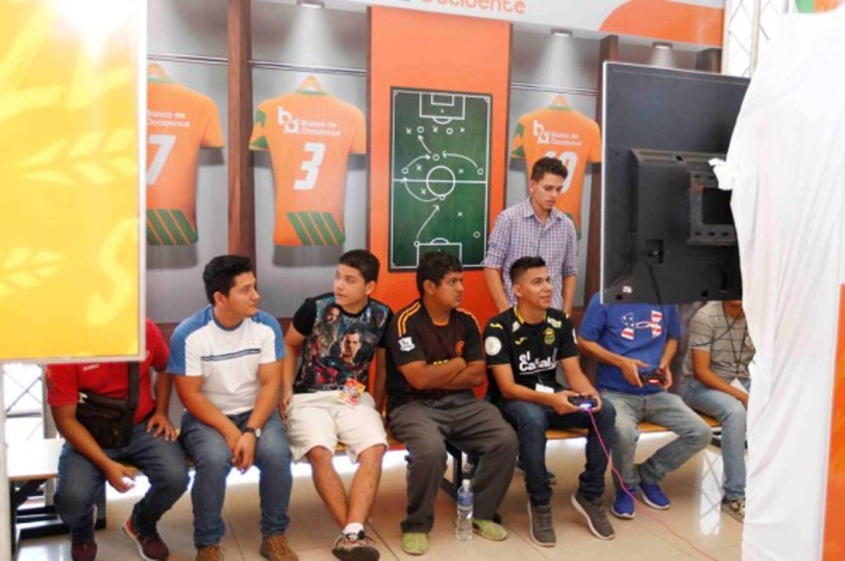 Mauricio Salomón se proclamó como el nuevo Rey del Fifón DIEZ 2019