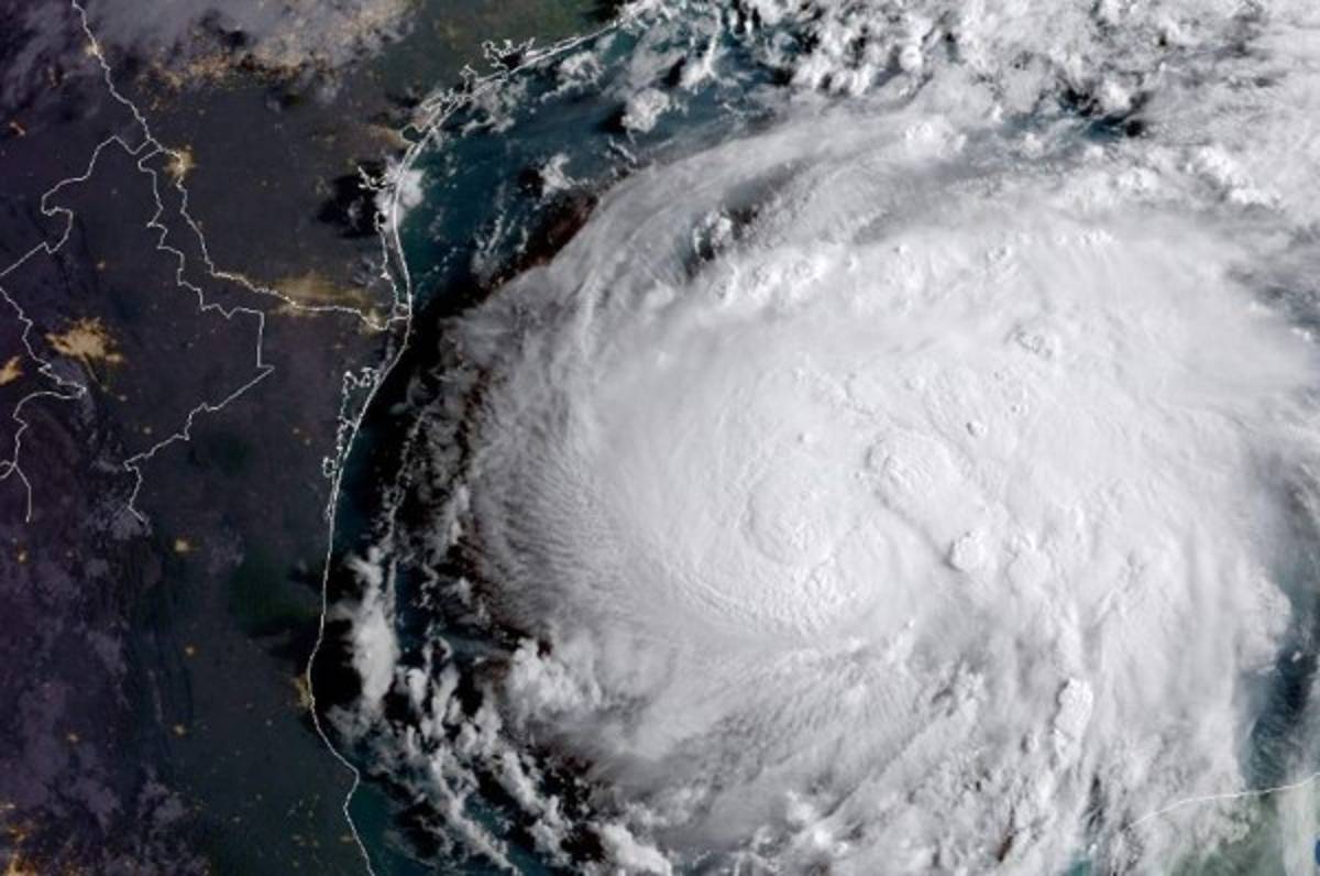 INFORME ESPECIAL: Huracán Harvey impactara en Texas y Luisiana, Estados Unidos en categoría 3
