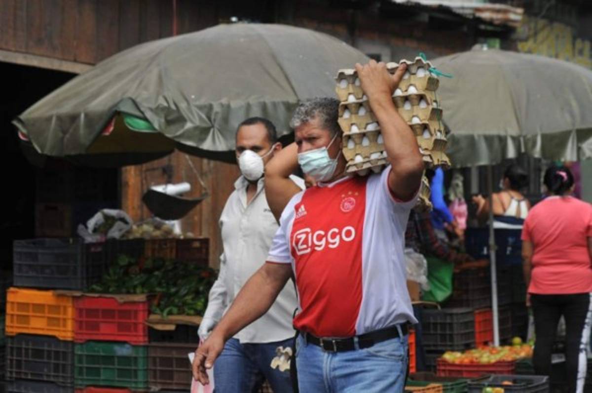 Curiosas fotos que está dejando el toque de queda por coronavirus en Honduras