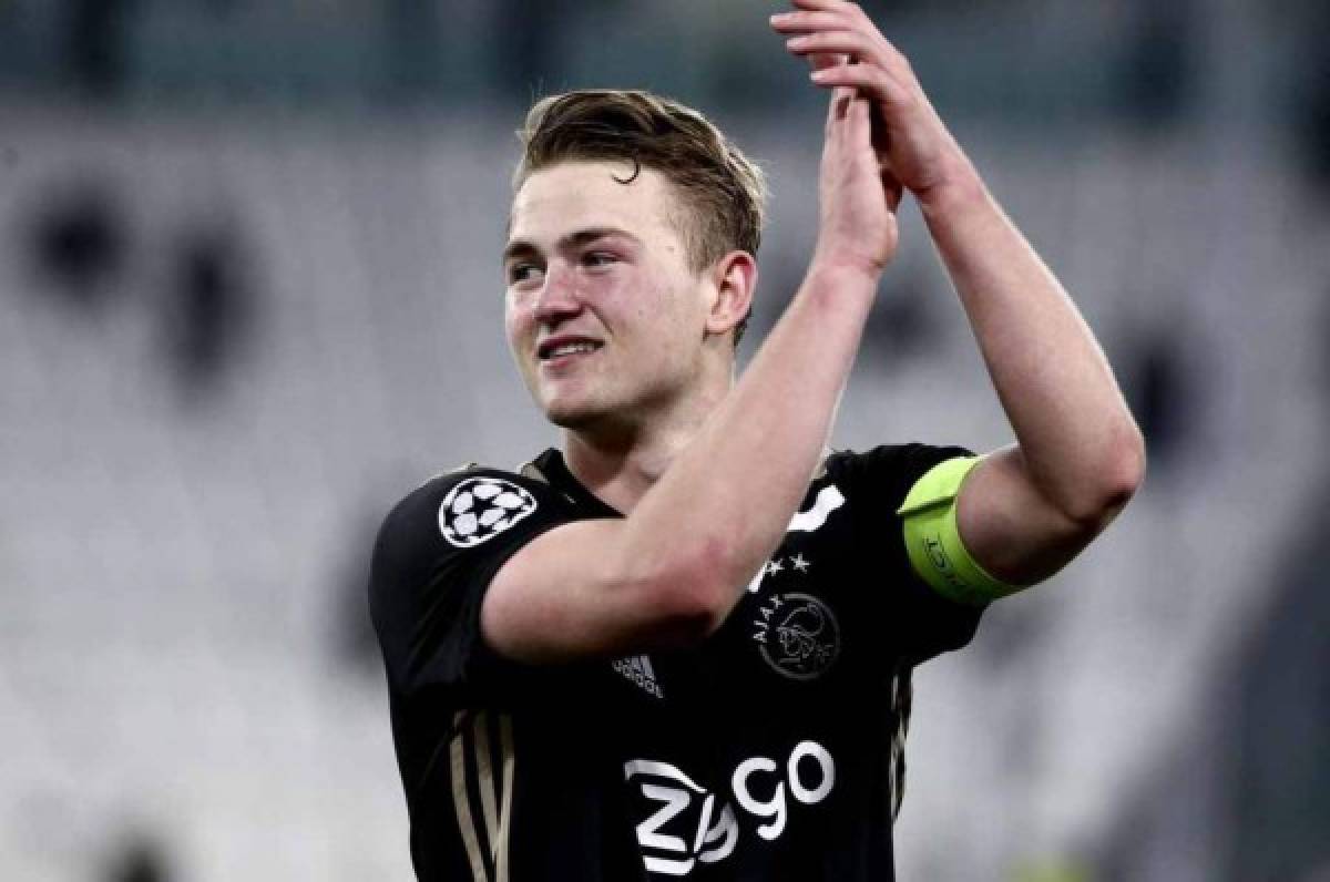 De Ligt no viaja con el Ajax a Austria por 'un posible traspaso'