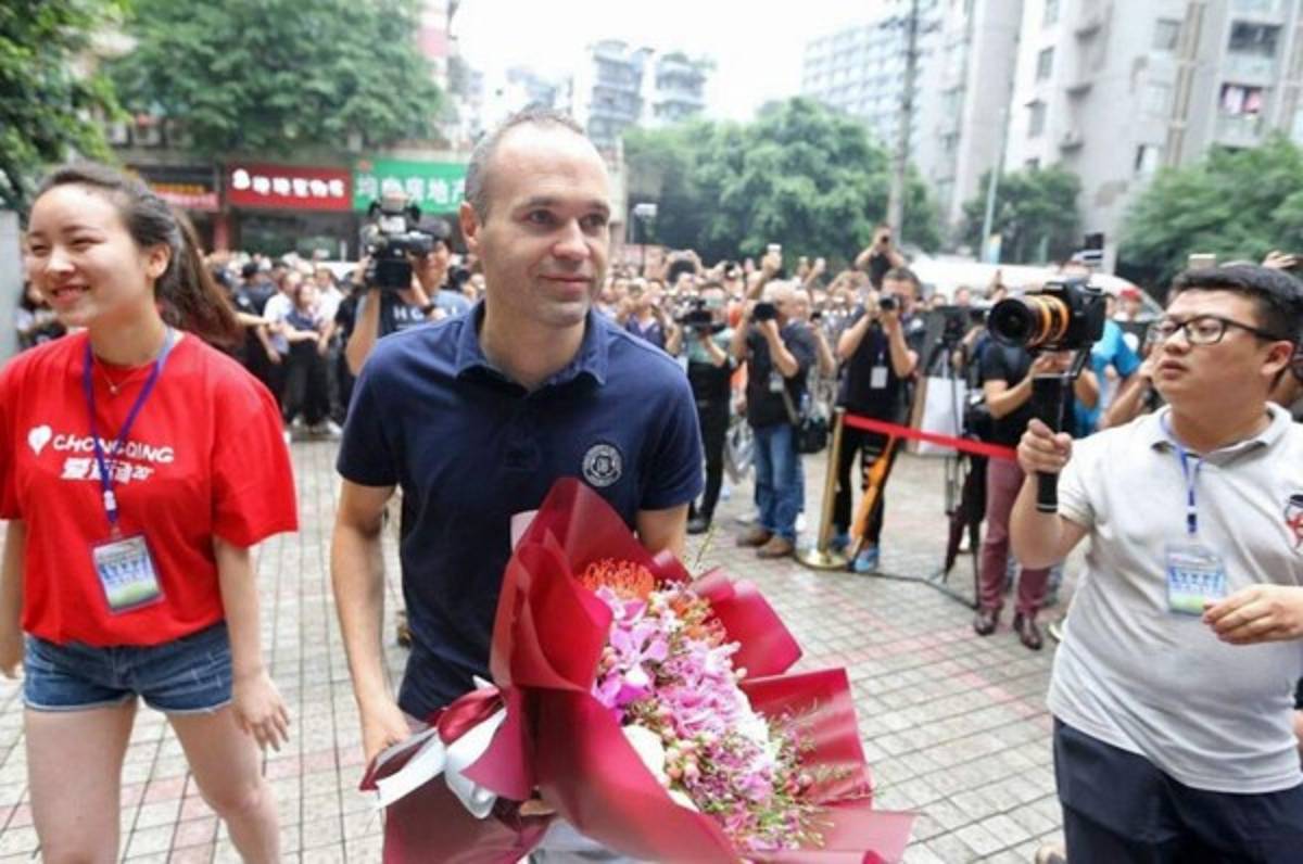 Andrés Iniesta se irá al fútbol de China tras aceptar una exótica oferta