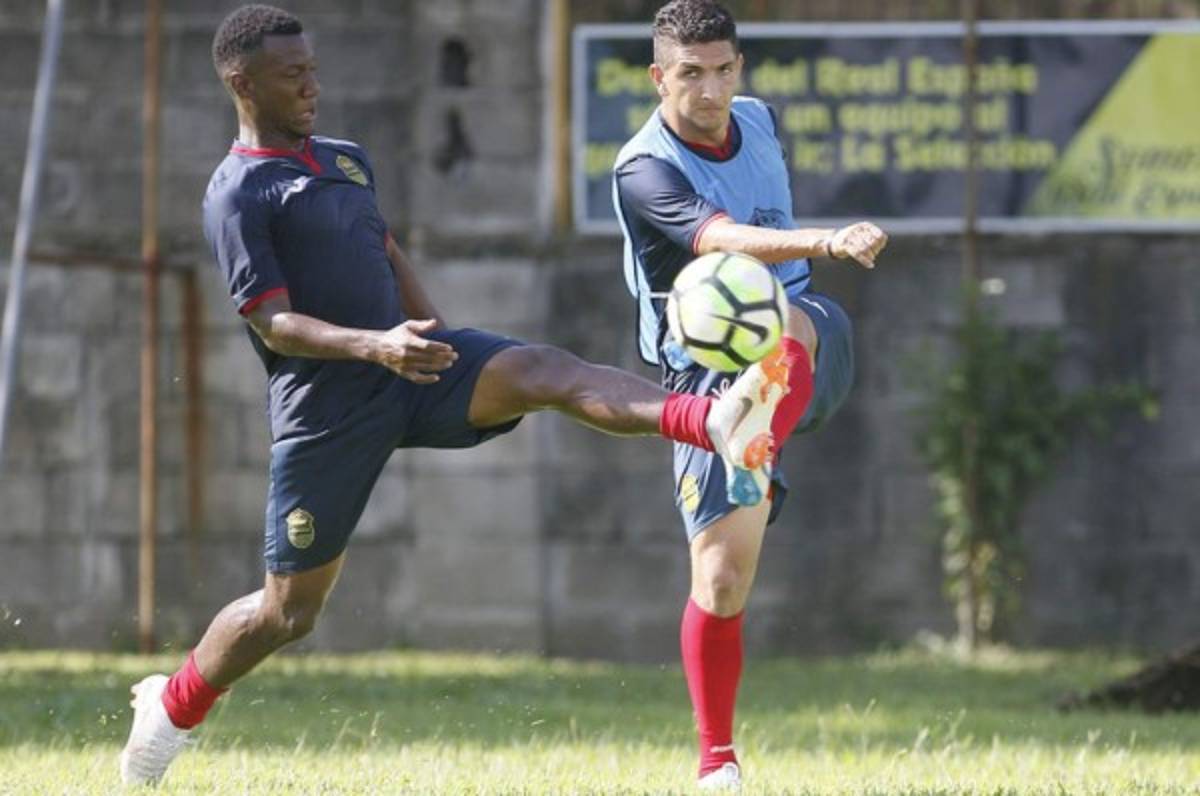 Darixon Vuelto, listo para el clásico de Real España ante Olimpia