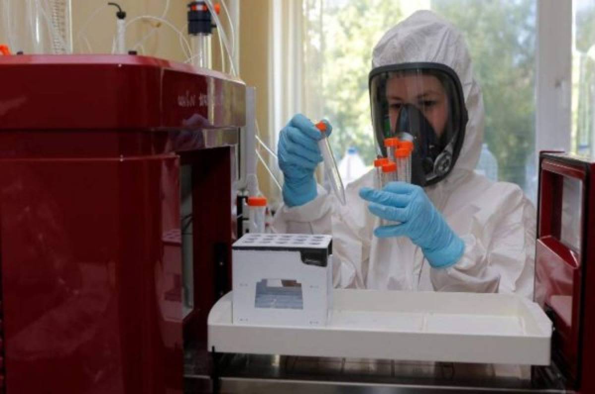 OMS espera 'con impaciencia' analizar vacuna rusa contra la covid-19