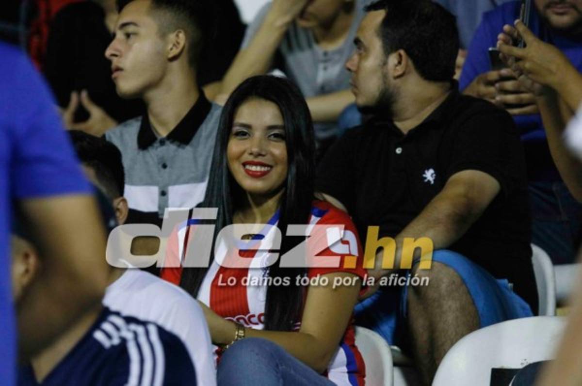 NO VISTE POR TV: Bellezas, colorido y curiosidades en el Real España-Olimpia