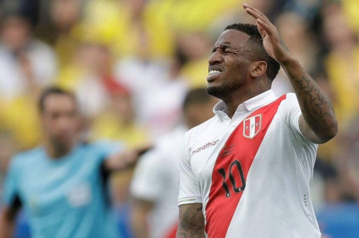 El peruano Jefferson Farfán se queda fuera de la Copa América por lesión