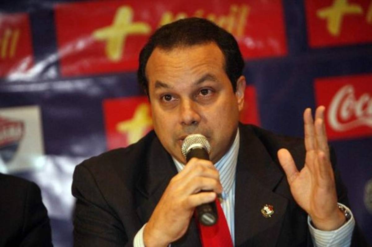 La FIFA suspende de por vida al exdirigente panameño Ariel Alvarado