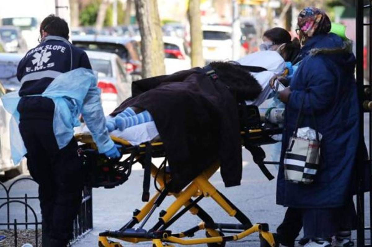 Muertes por coronavirus alcanzan cerca de los 50 mil en Estados Unidos; 3,176 en las últimas 24 horas