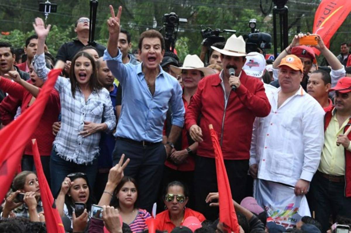 Salvador Nasralla: ''Hoy el presidente lo eligió el pueblo''
