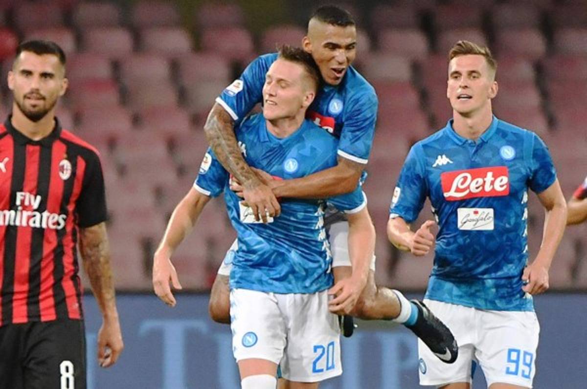 En una espectacular remontada el Nápoli humilla al Milan en Italia