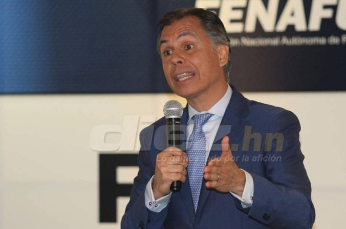 José Ernesto Mejía: ' A llenar el Olímpico el domingo contra Martinica'