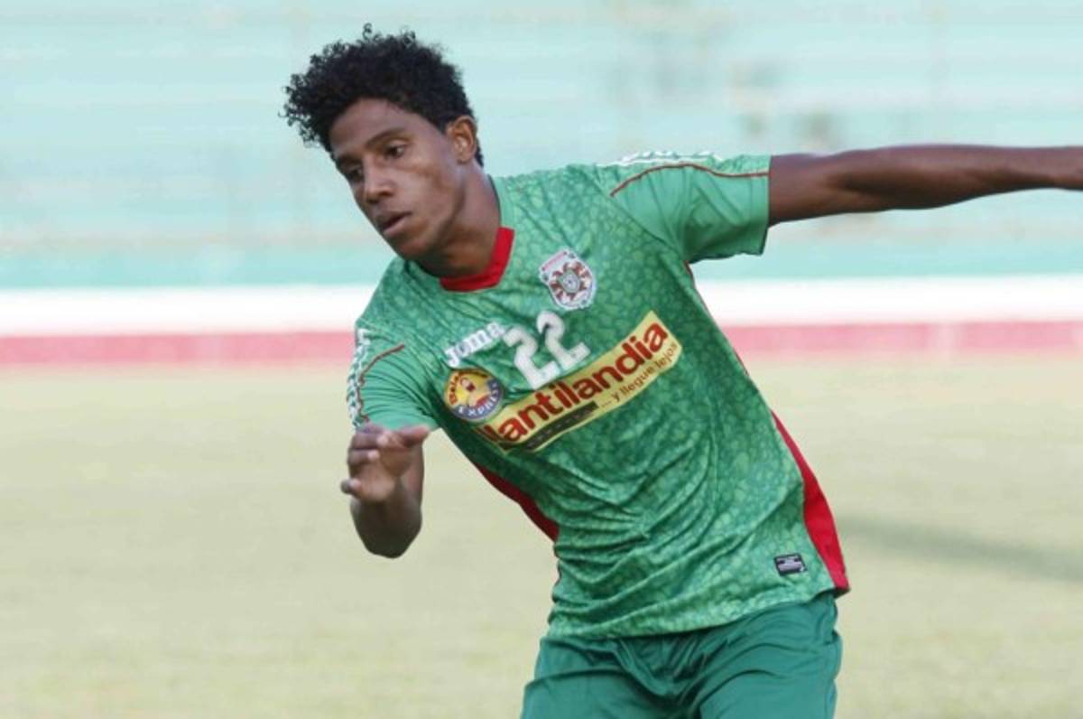 El hijo de Carlos Pavón también se va en la barrida del Marathón