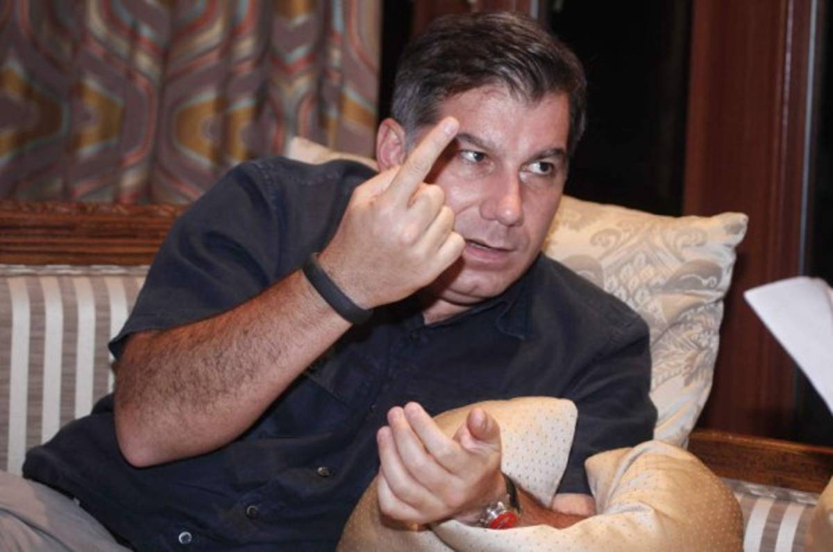 Mateo Yibrin critica fuertemente al agente de Bryan Acosta