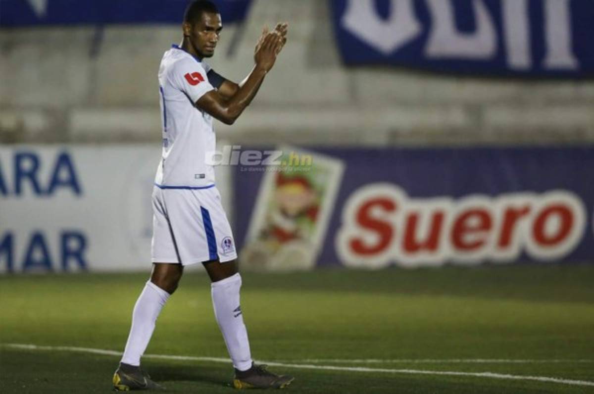 Jerry Bengtson se acerca al centenario: 'Me faltan tres para los cien goles'