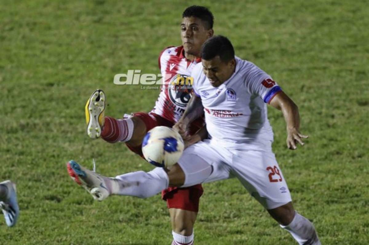Denis Meléndez: 'El Olimpia que se caracteriza por jugar bien, vino a jugarnos al pelotazo y a matar tiempo'