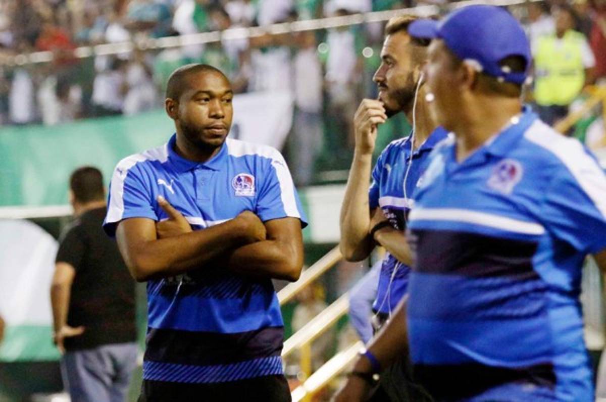 Wilson Palacios debe esperar para hacer su debut en Olimpia