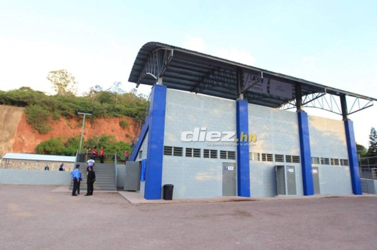 FOTOS: Fenafuth inaugura un mini estadio para Ligas Menores en Tegucigalpa