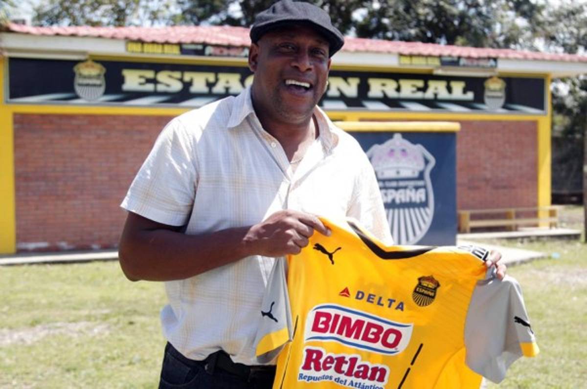 Hernán Medford: 'Deseo que Real España repita el campeonato”