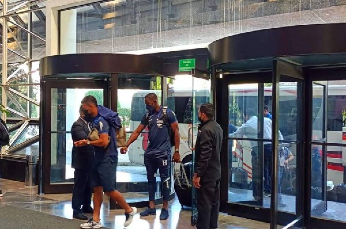 Honduras llegó al mediodía a la Ciudad de México y antes de las 3:20 de la tarde llegará al estadio Azteca. FOTO cortesía: Choko Latosa.