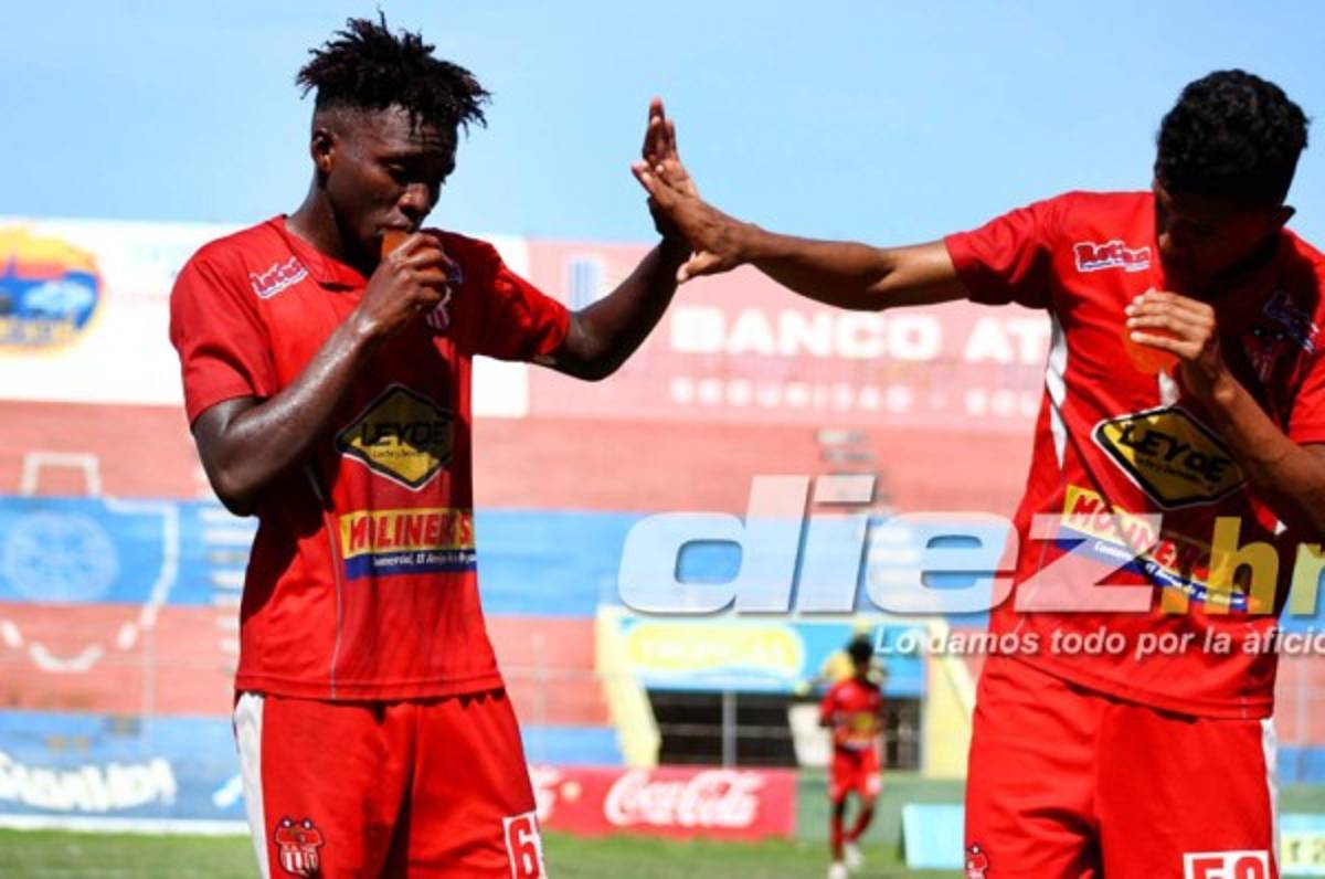 Luego de brillar con la sub-17, Carlos Mejía le da triunfo al Vida reservas