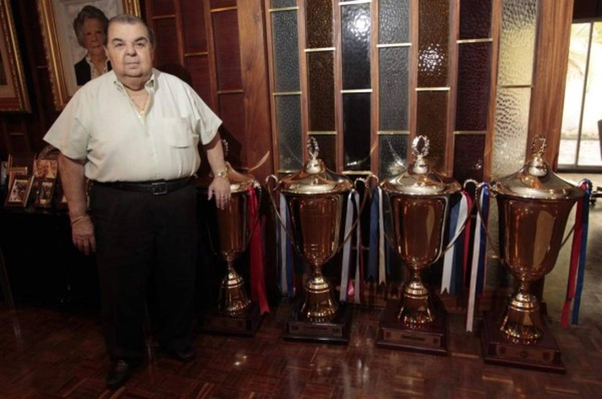 Homenaje a Rafael Ferrari: Gracias, muchas gracias